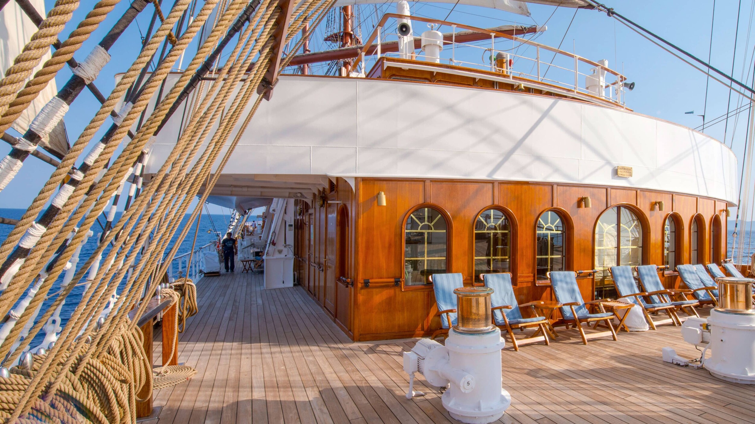 SeaCloud_II_OnDeck_24