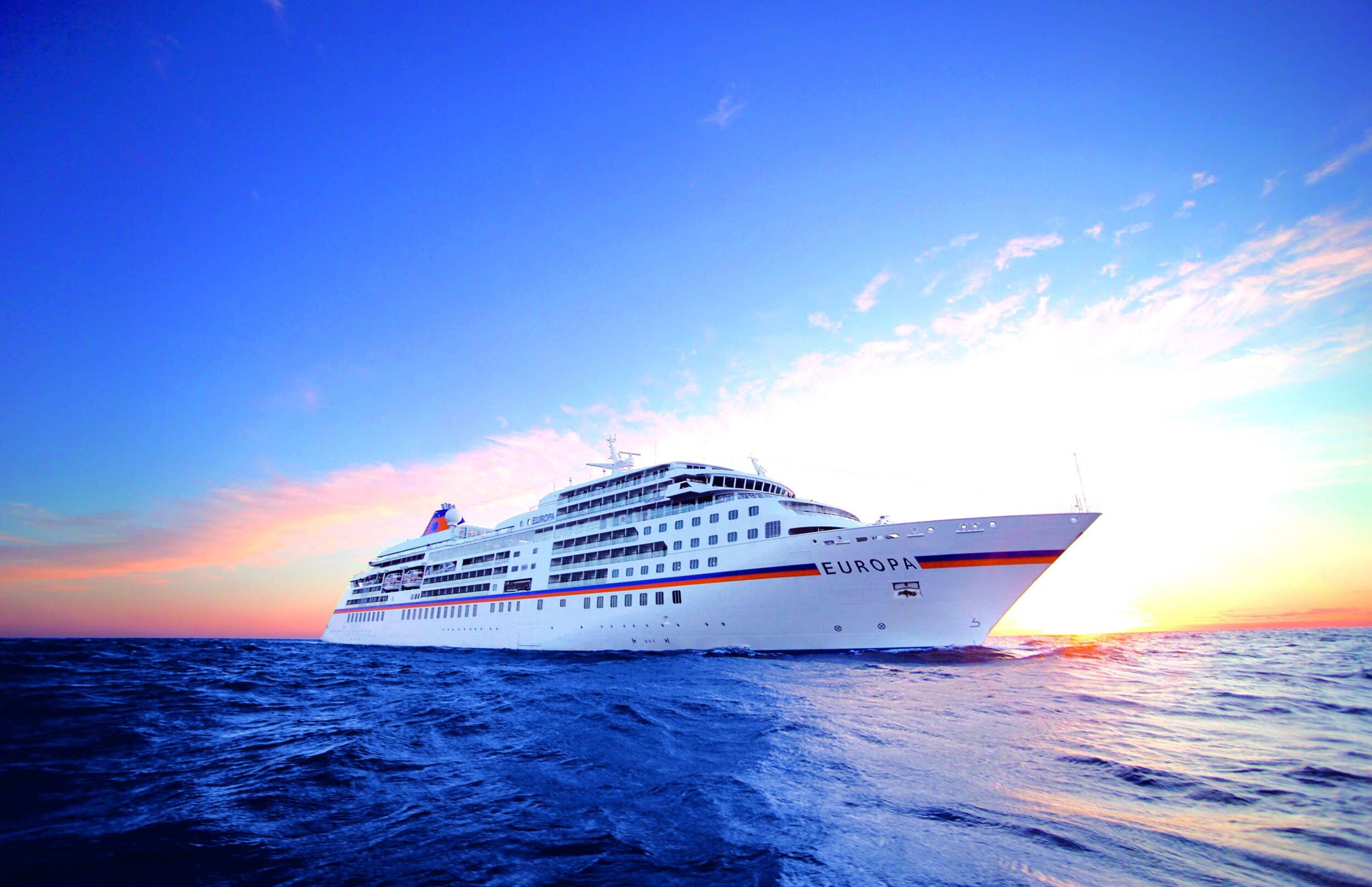 EUROPA_on_the_High_Seas_2
